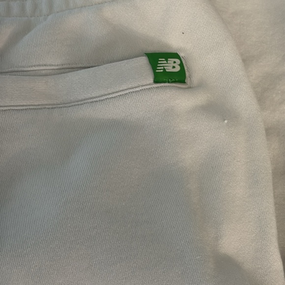 NEW BALANCE KLUTCH ATHLETICS SWEATS - Picture 4 of 5